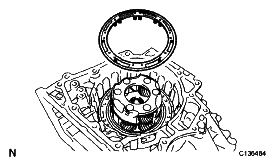 G04976880